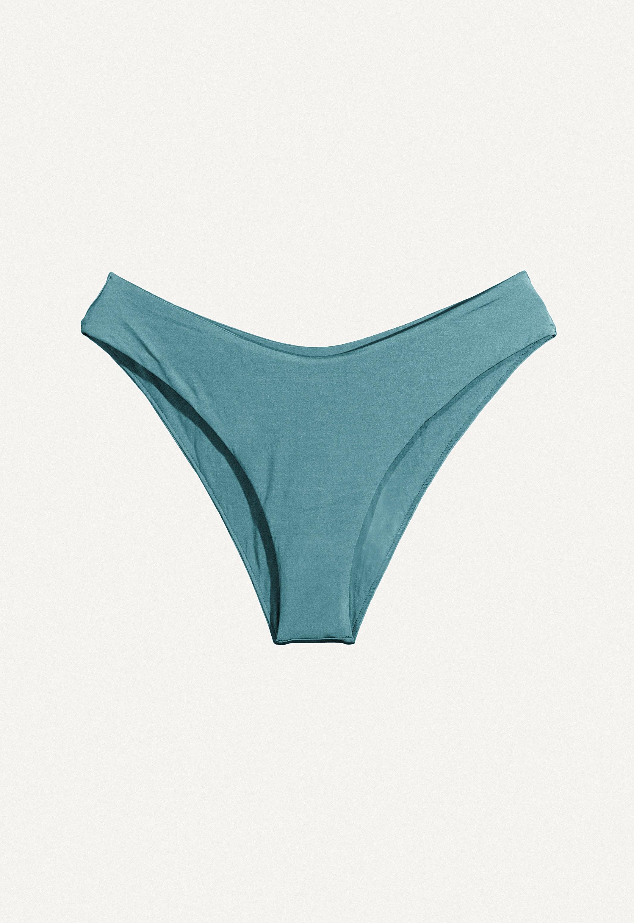 Oy-Aesthetics-Swimwear-25_Calima_ice-blue_front.jpg