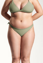 Surf Bikini Hose „Mako“ in Salbeigrün