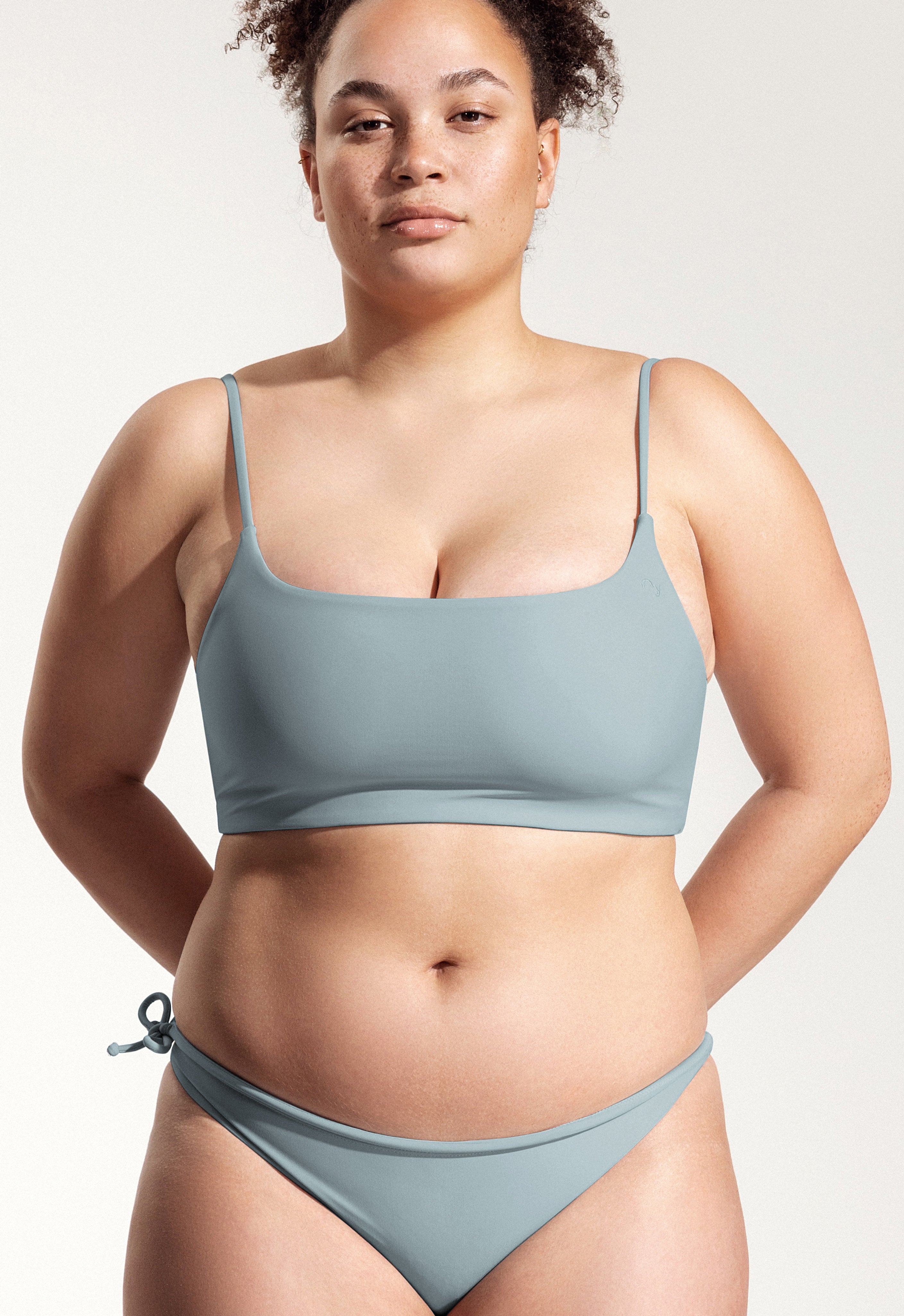 Surf Bikini Top "Buri" in ice blue