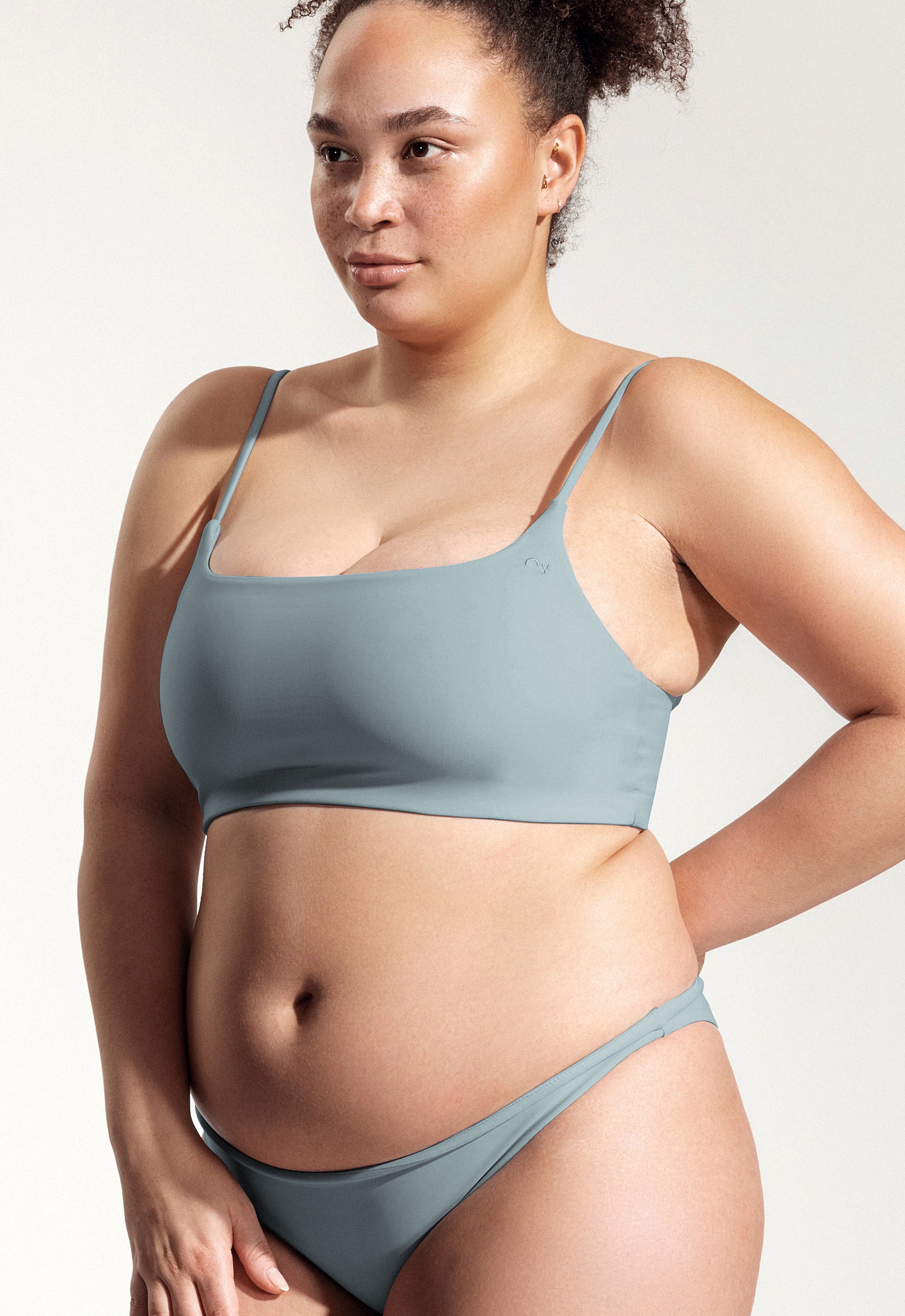 Surf Bikini Top "Buri" in ice blue