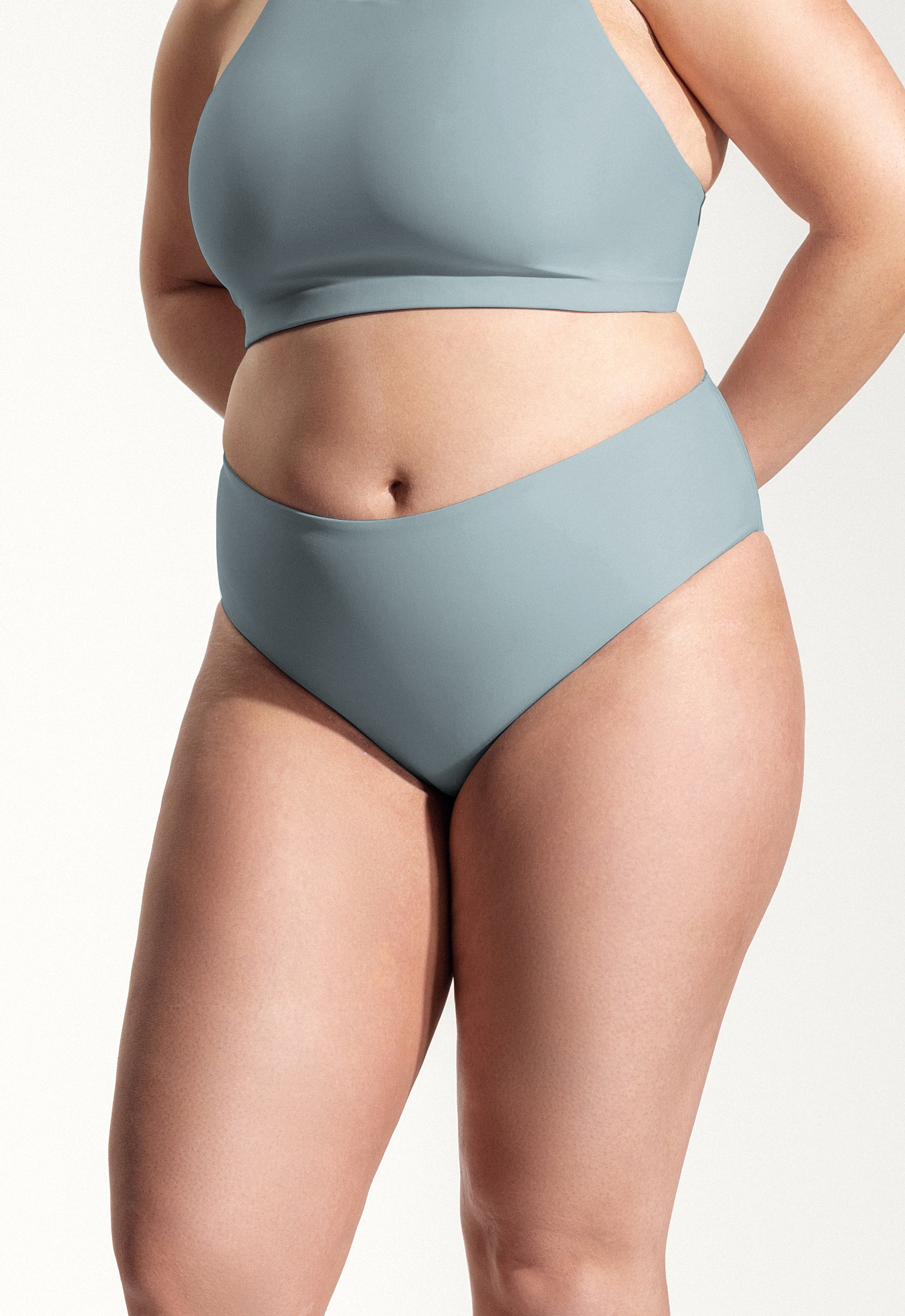 Surf Bikini Bottom "Fugu" in ice blue