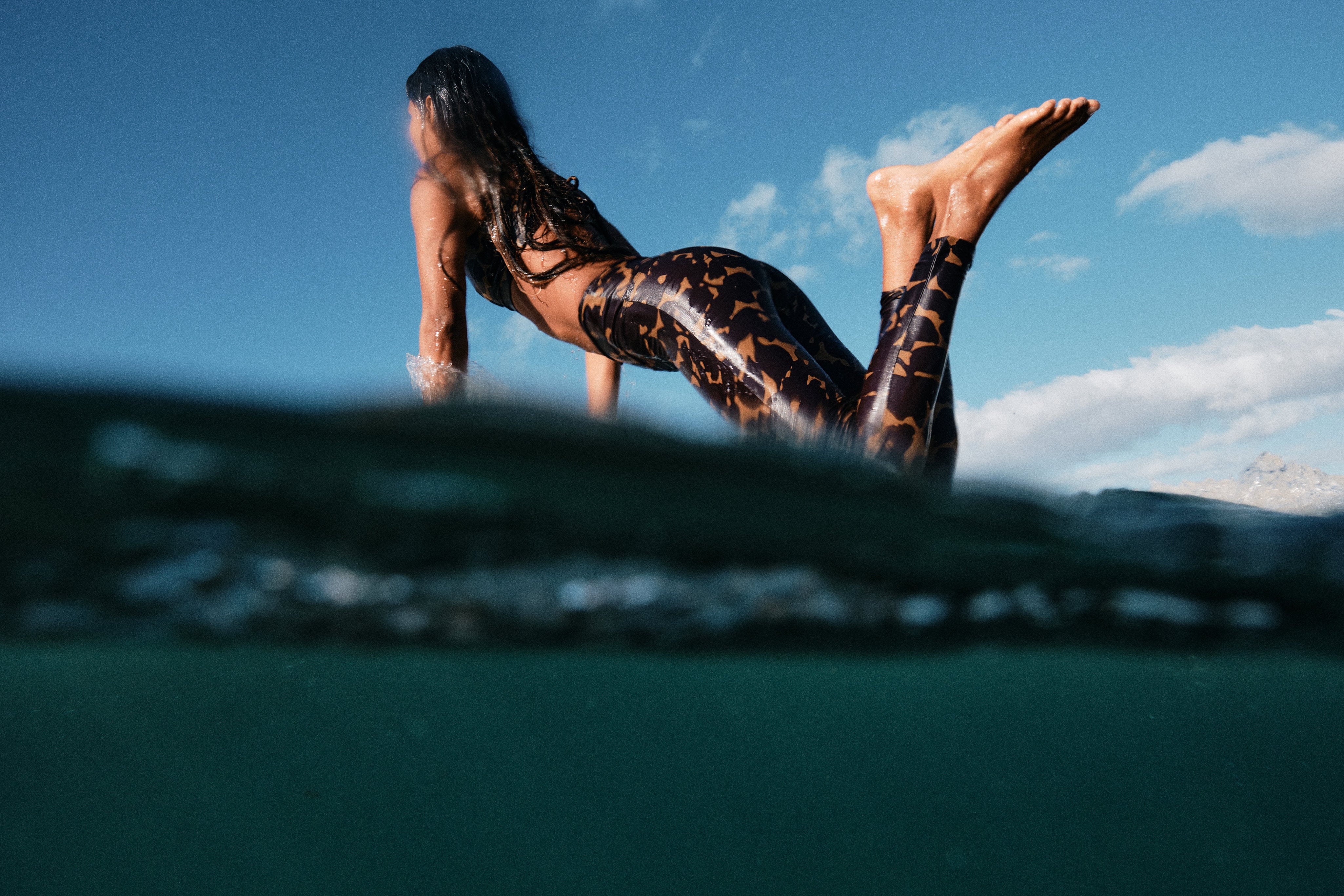 Oy-surf-bikini-signatures-24-Buri-Larimar-hibiscusprint-_sergiovillalbastudio_9494_72b1ec42-ef1d-4317-b5be-42fe90cd227d.jpg