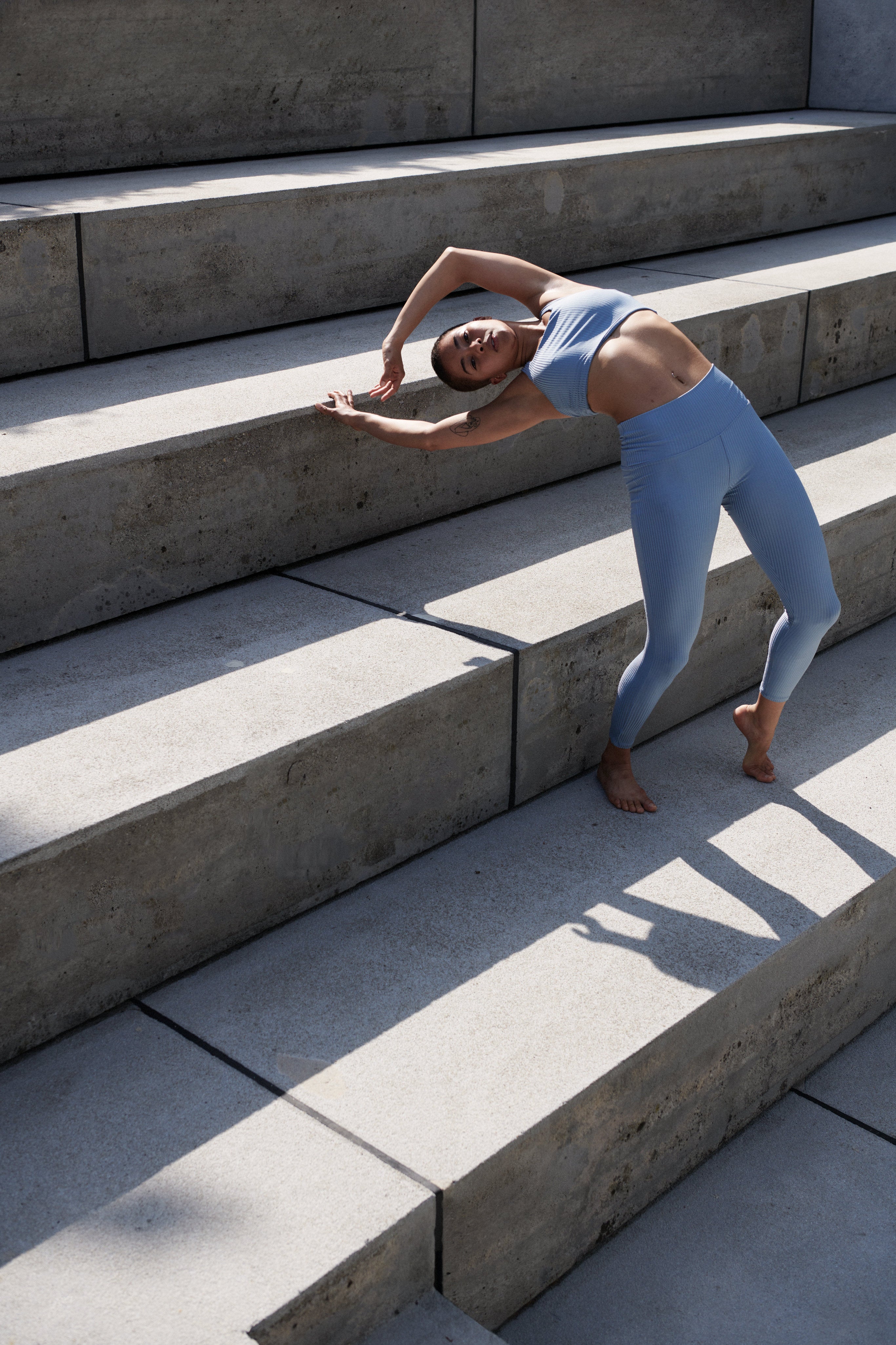 Oy-yoga-Mica-Larimar-blue-rib-Mirjam-Kluka_01_0073.jpg