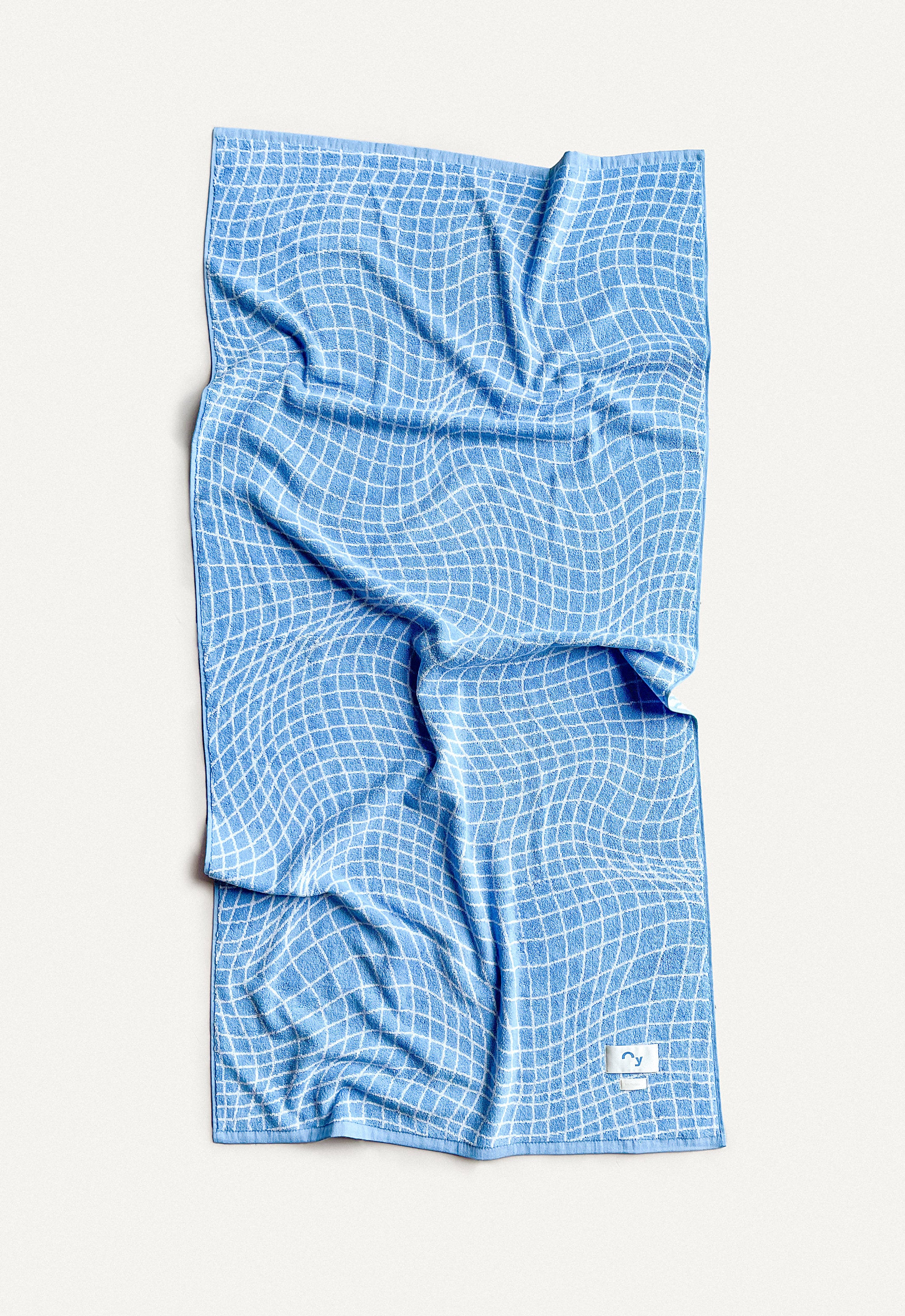 Oy_Accessories_Beach-Towel_Blue-Pool_3.jpg