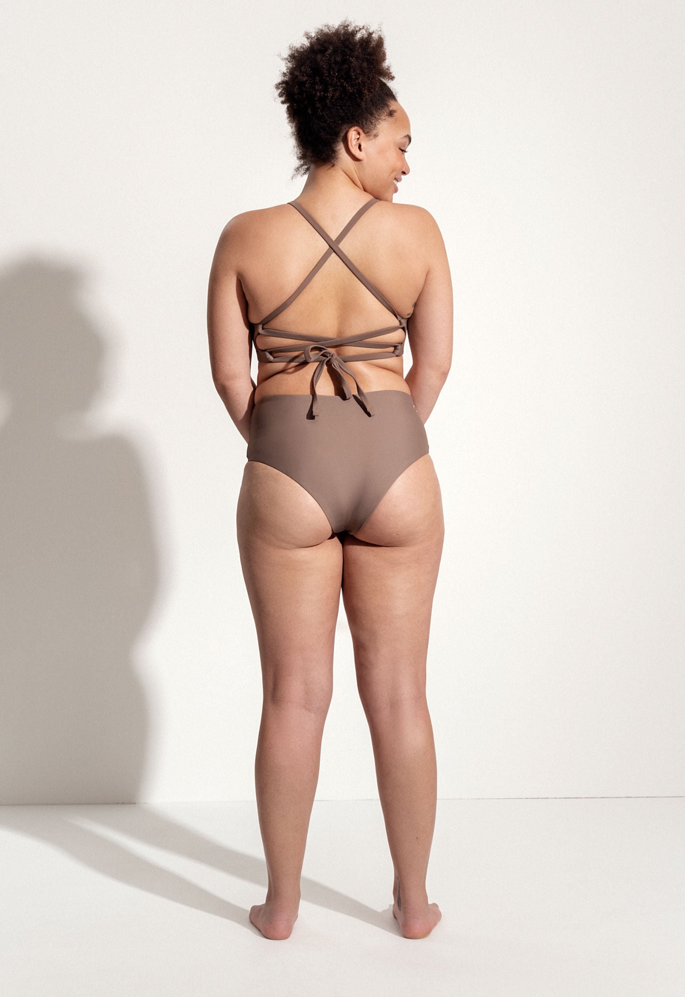 Surf Bikini Hose „Fugu“ in Braun 4