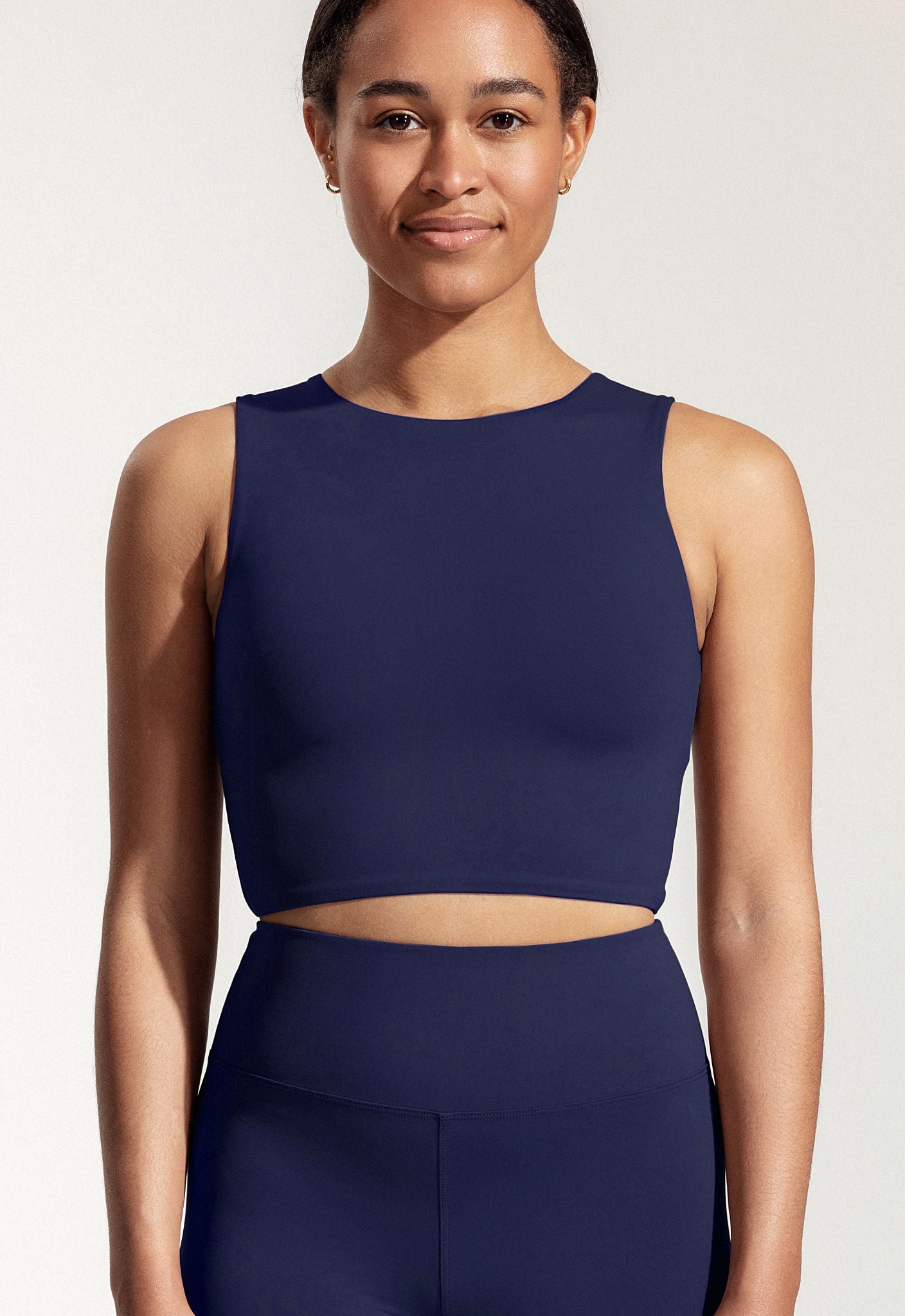 Yoga Oberteil „Amber“ in Dunkelblau 1