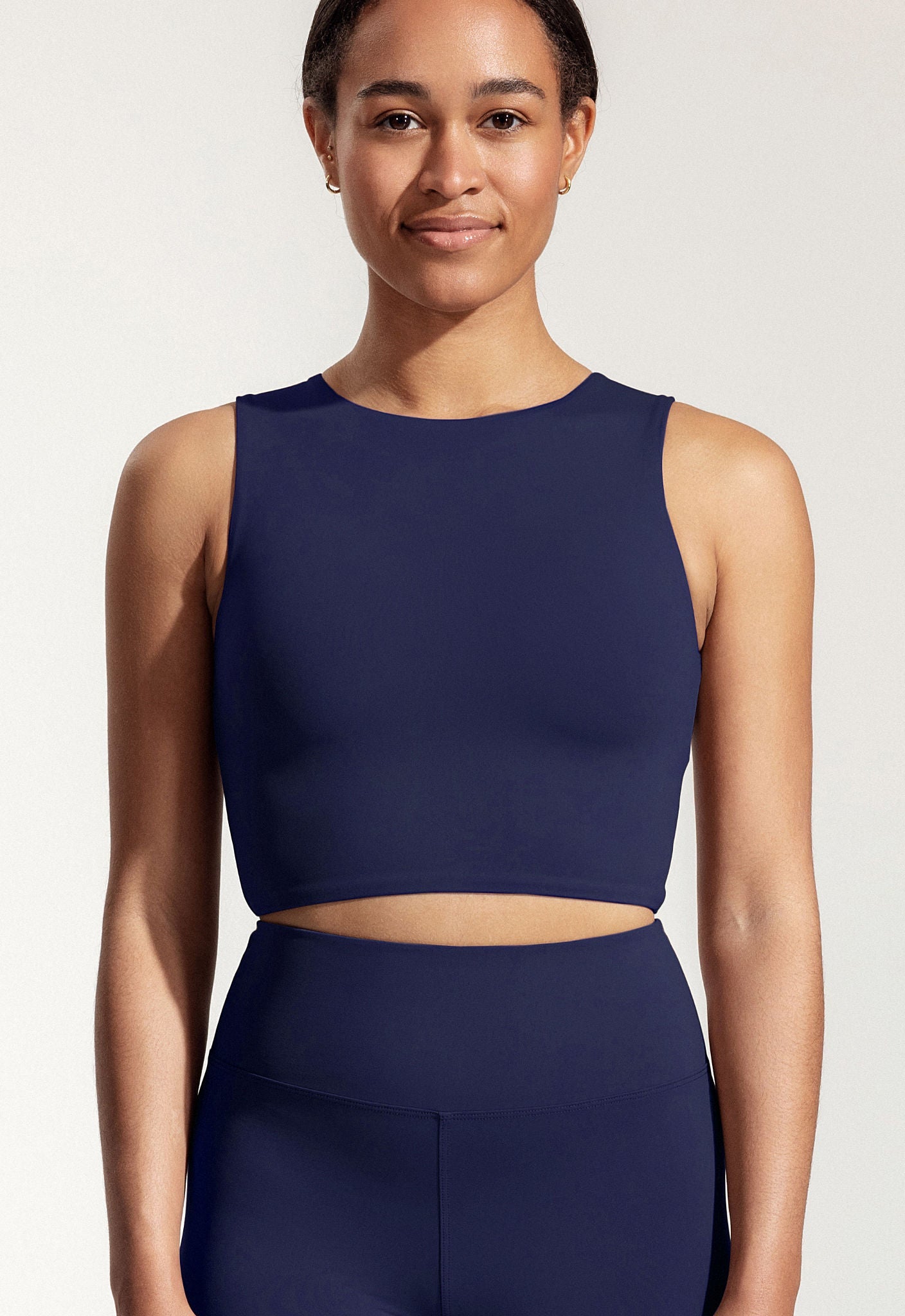 Yoga Oberteil „Amber“ in Dunkelblau 1