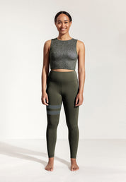 Yoga Leggings „Larimar+“ in Piniengrün 3