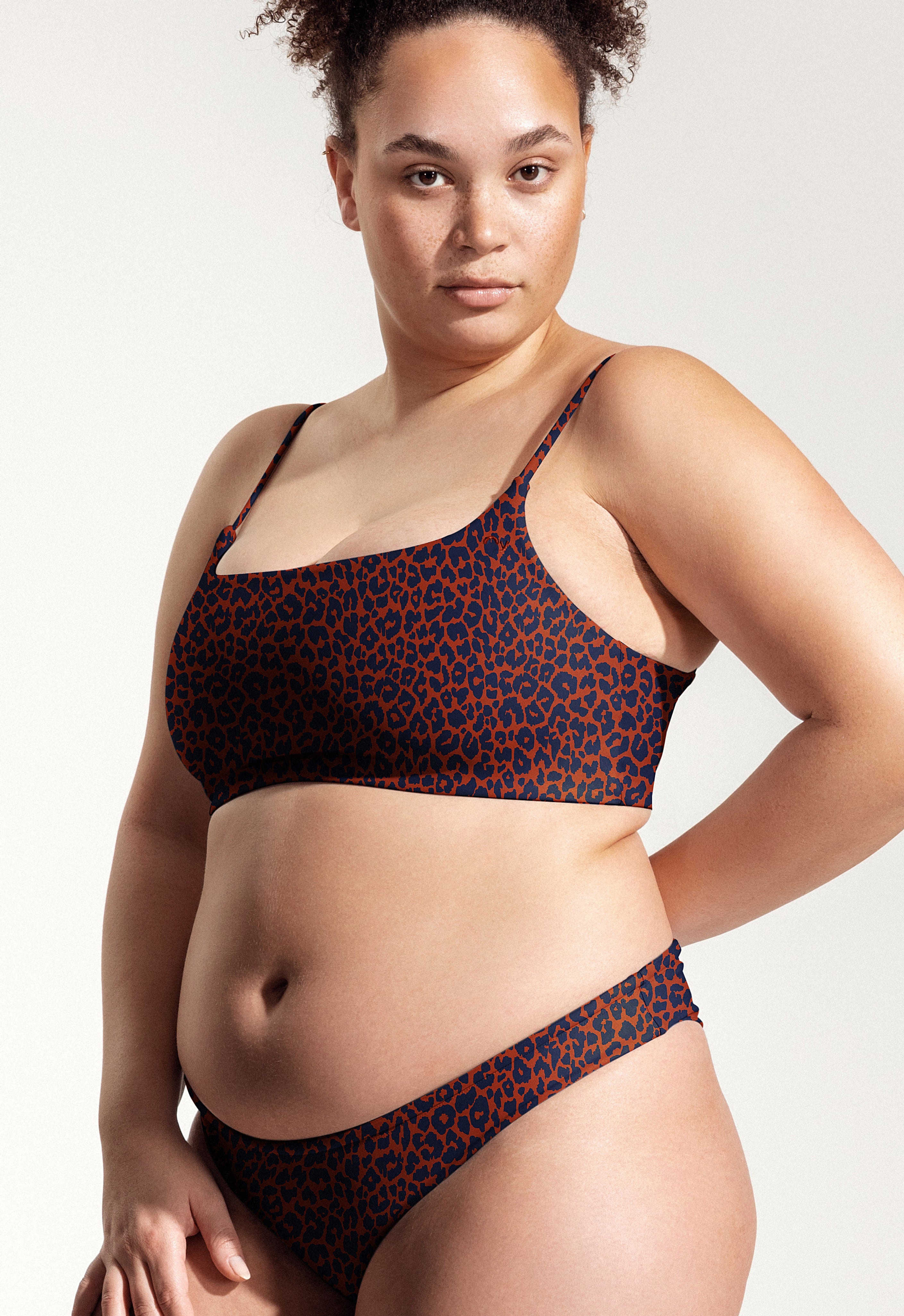 Surf Bikini Oberteil „Buri“ in Cool Cat Print 3
