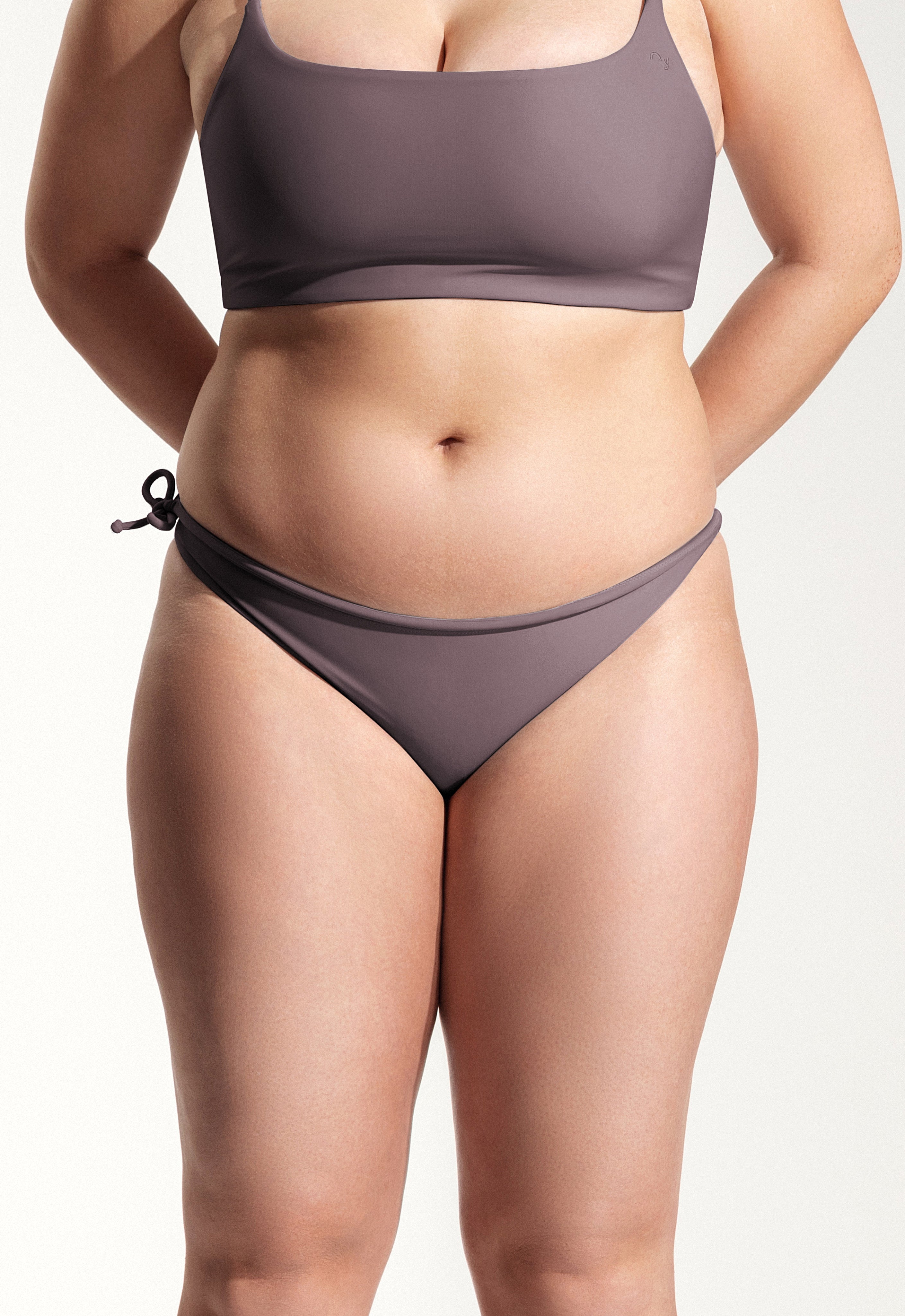 Surf Bikini Hose „Mako“ in Dunkellavendel