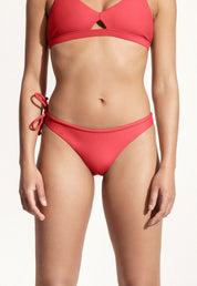 Surf Bikini Hose „Mako“ in Erdbeerrot 4