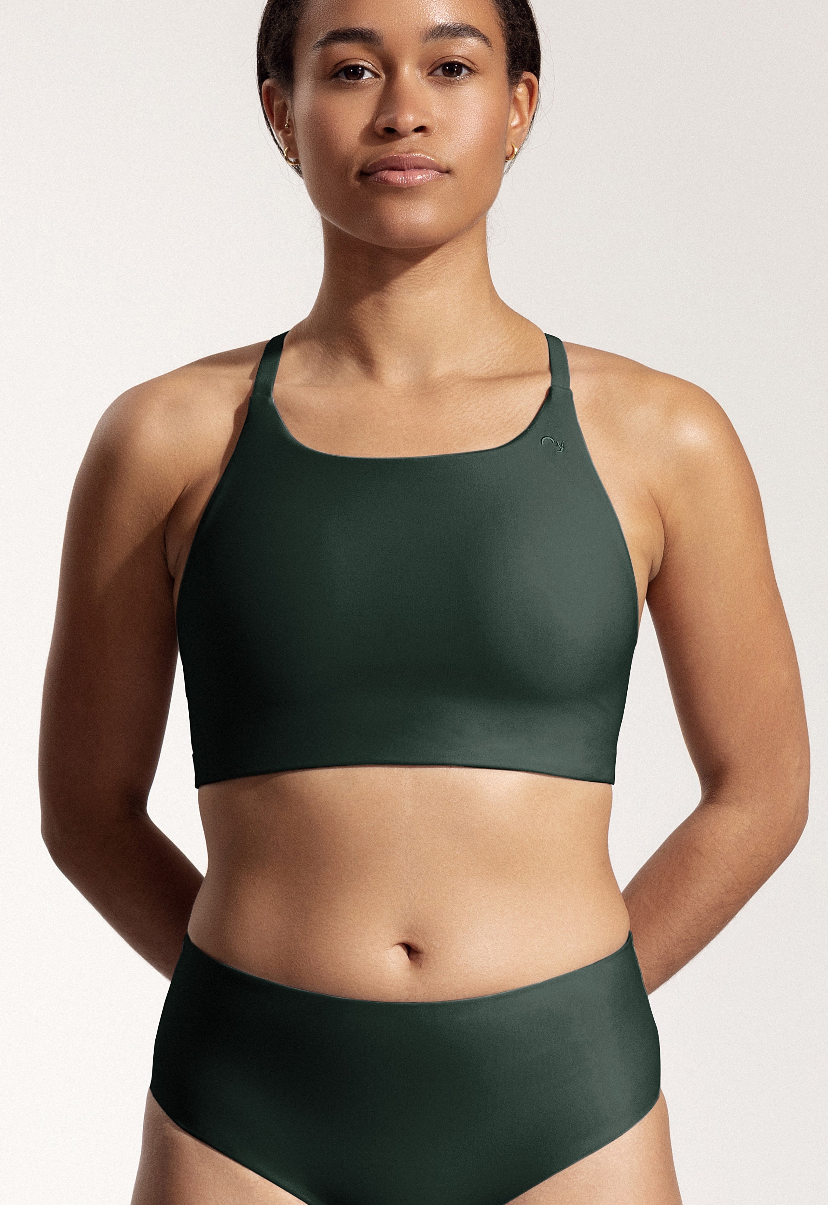 Surf Bikini Oberteil „Goby“ in Nachtgrün 1