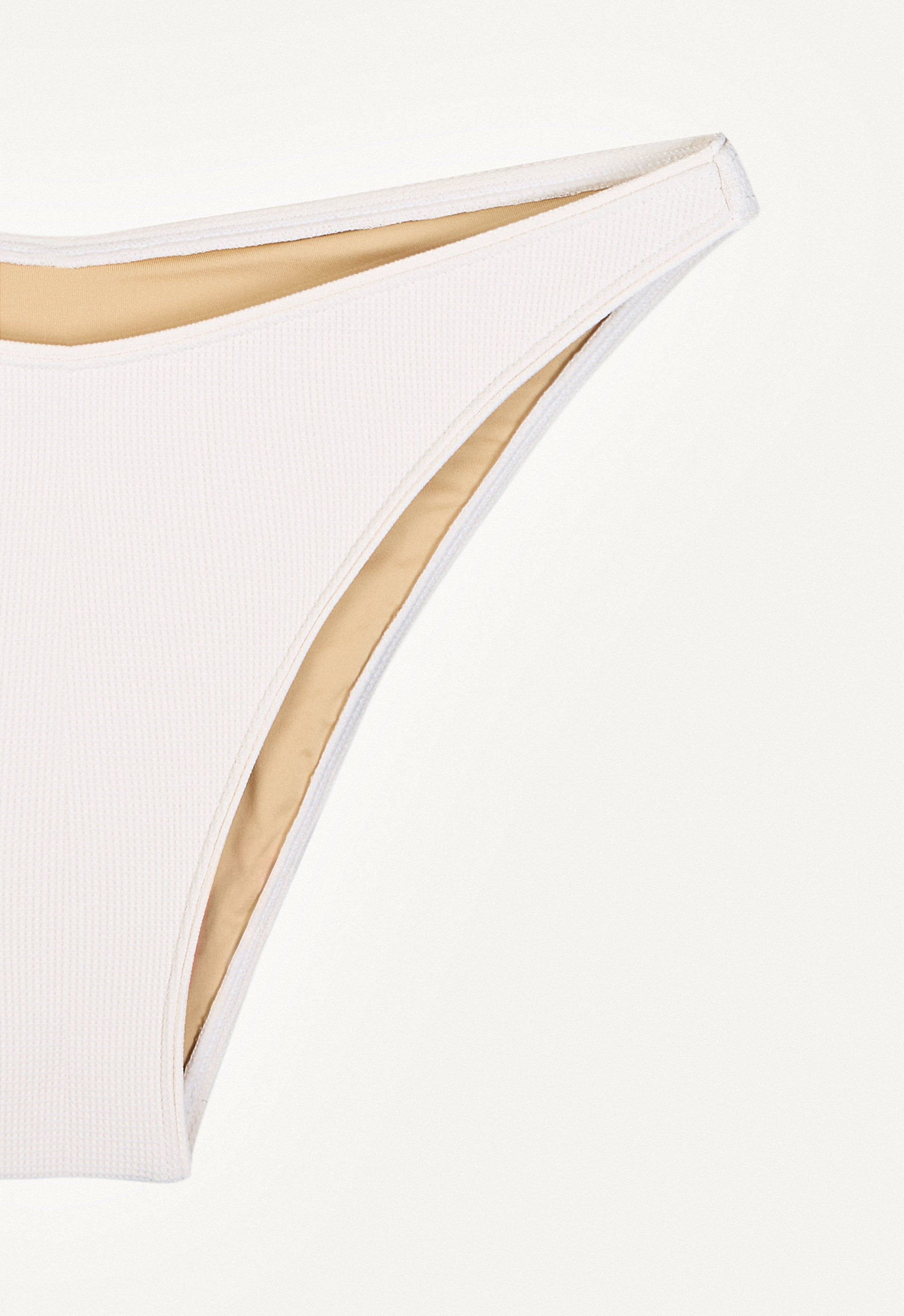 Bikini Hose „Notos“ in Cremeweiss Piqué