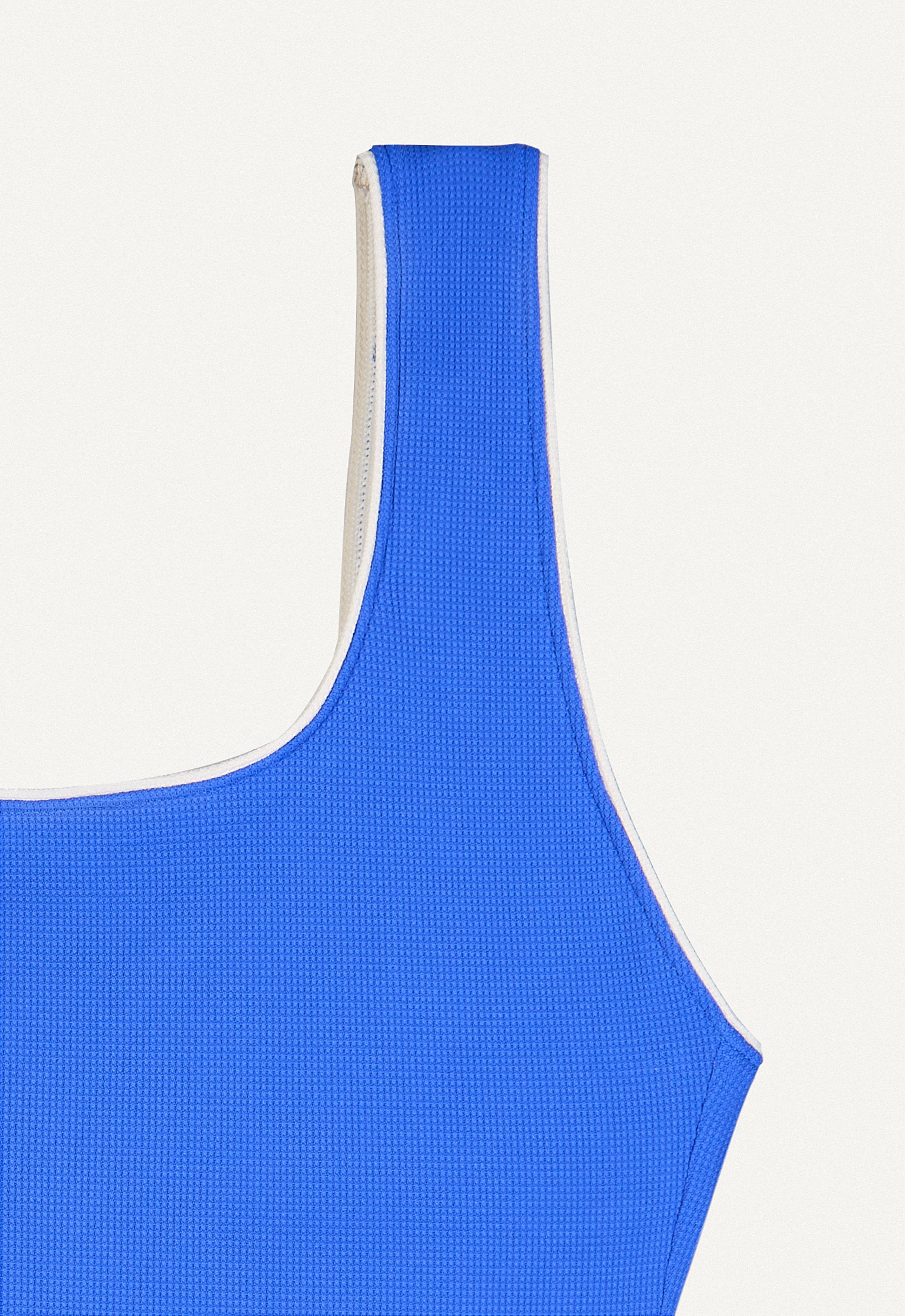 Badeanzug „Zephyr“ in Tiefseeblau Piqué