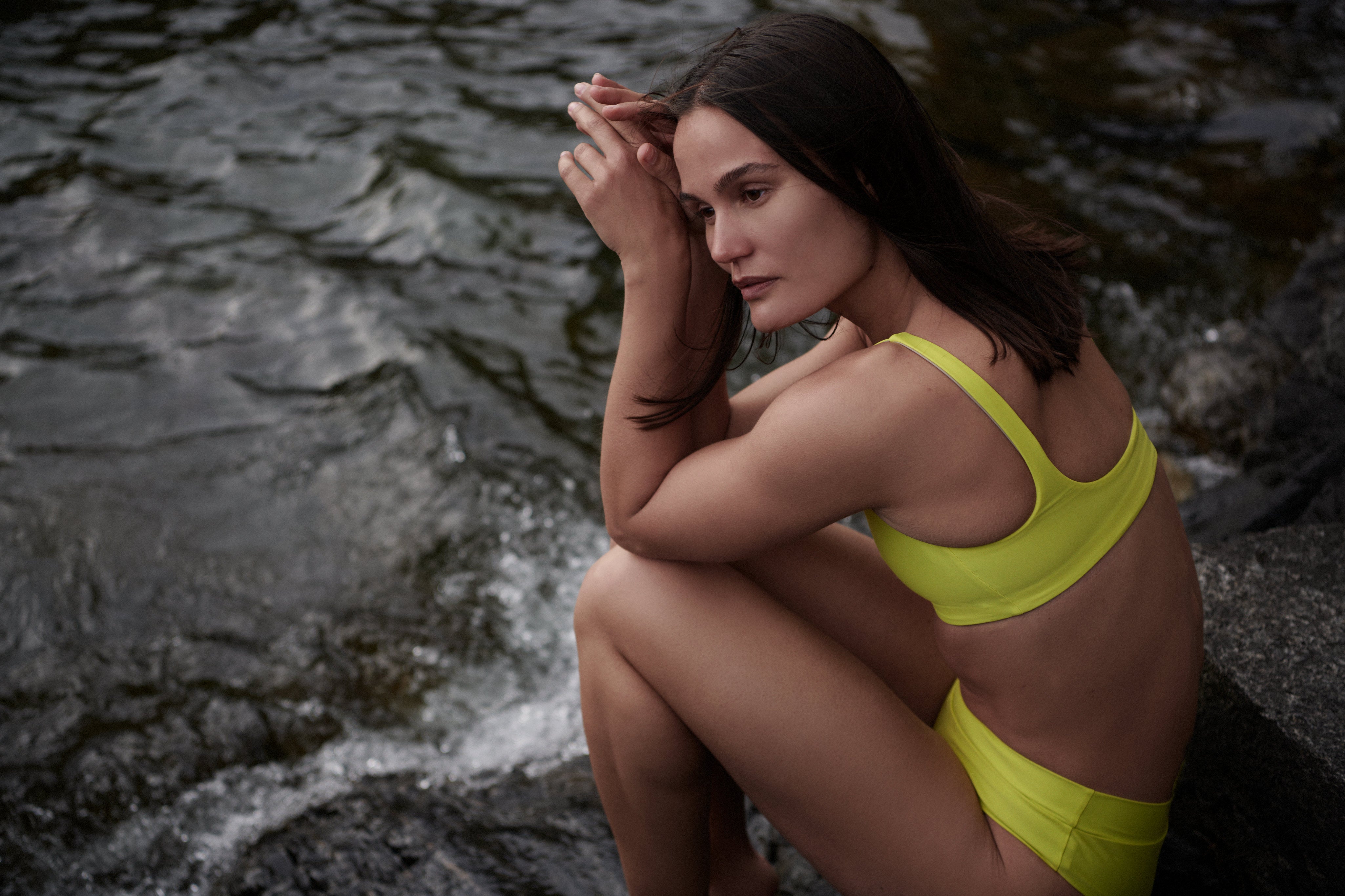 Oy-surf-bikini-Aesthetics-Vento-Bayamo-lime-yellow-Kluka_2092.jpg