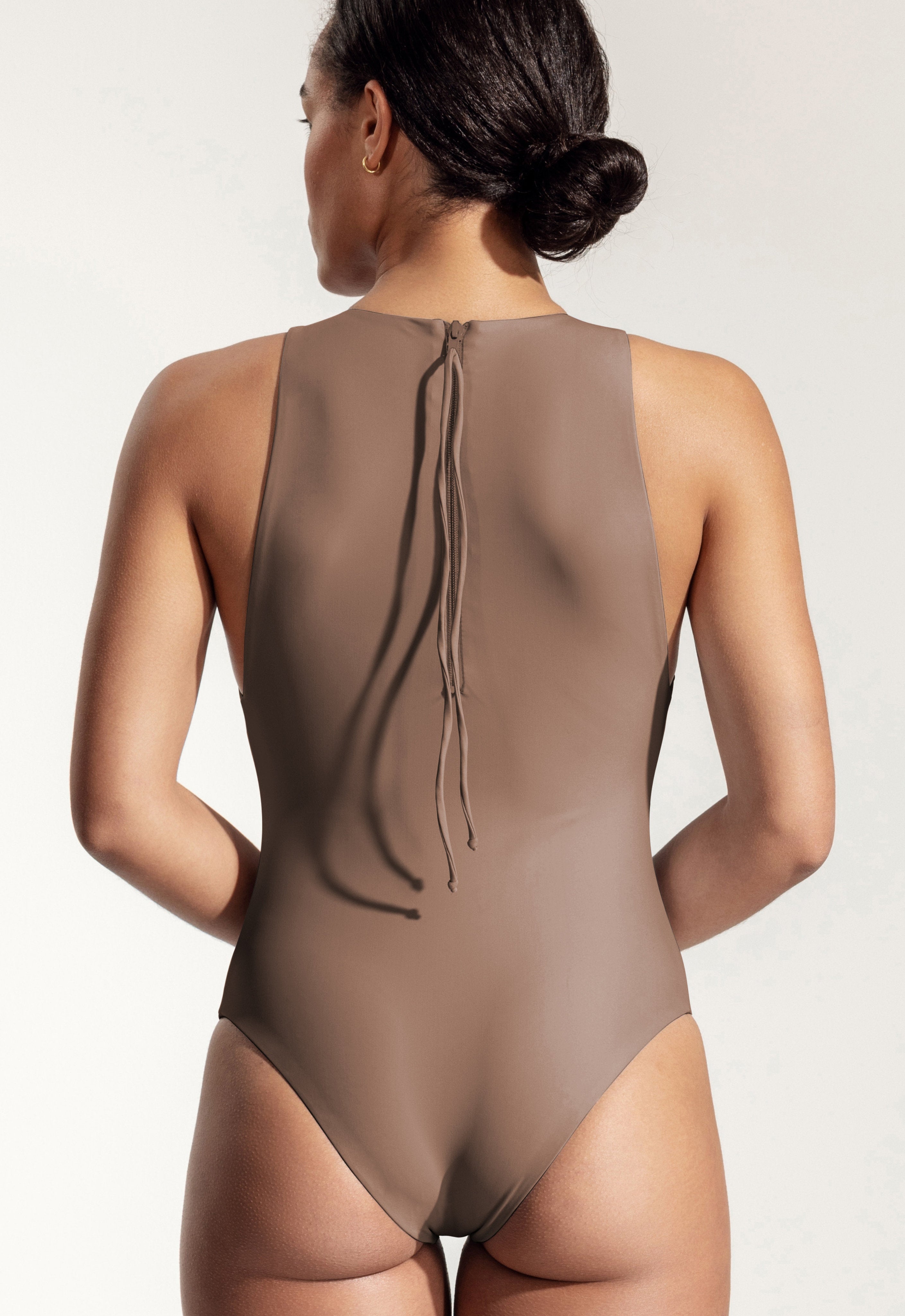 Oy-surf-bikini-Signatures-25-Blay-brown_3.jpg