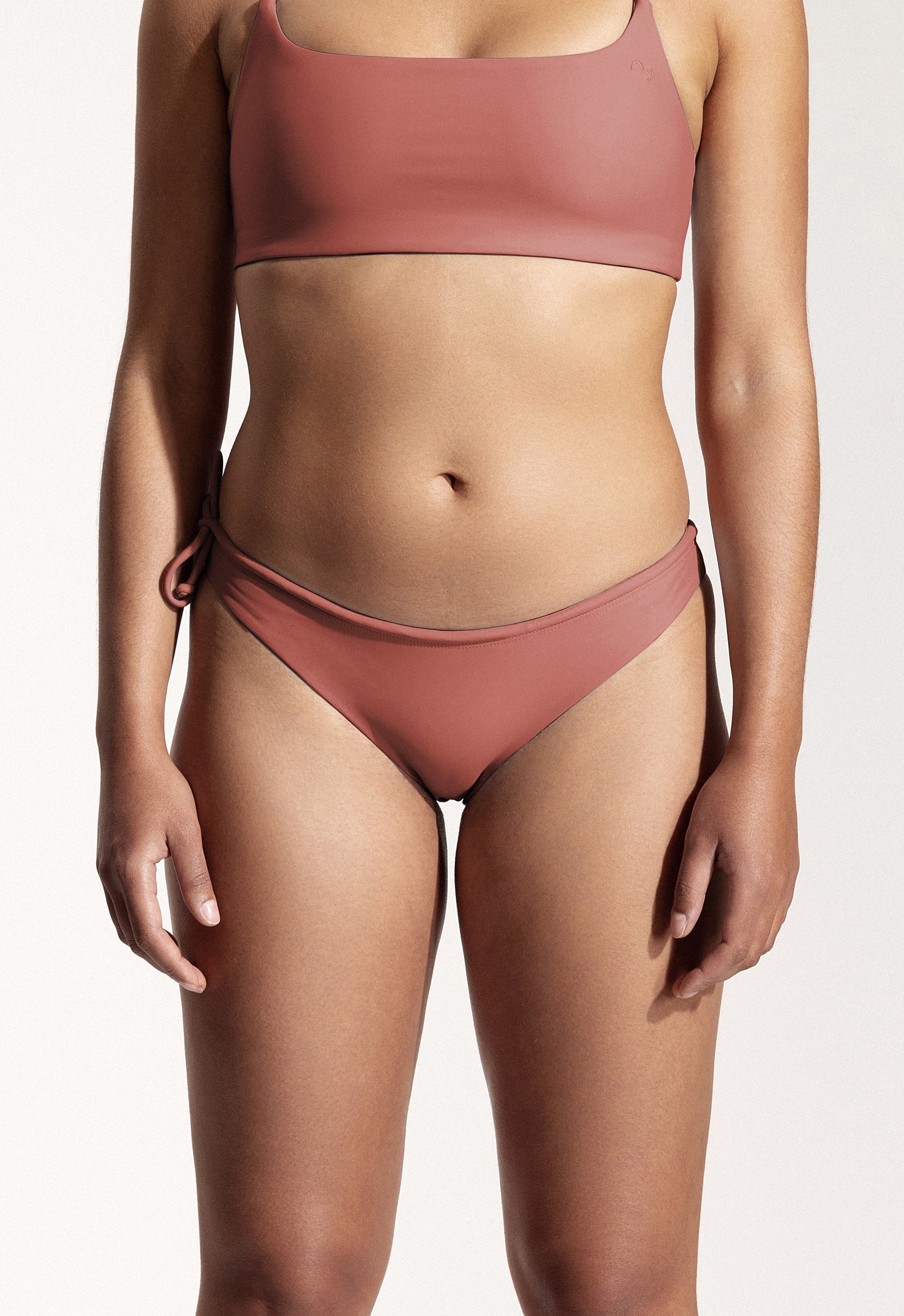 Surf Bikini Hose „Mako“ in Lehmrot