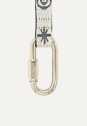 Oy Lanyard mit silbernem Karabiner