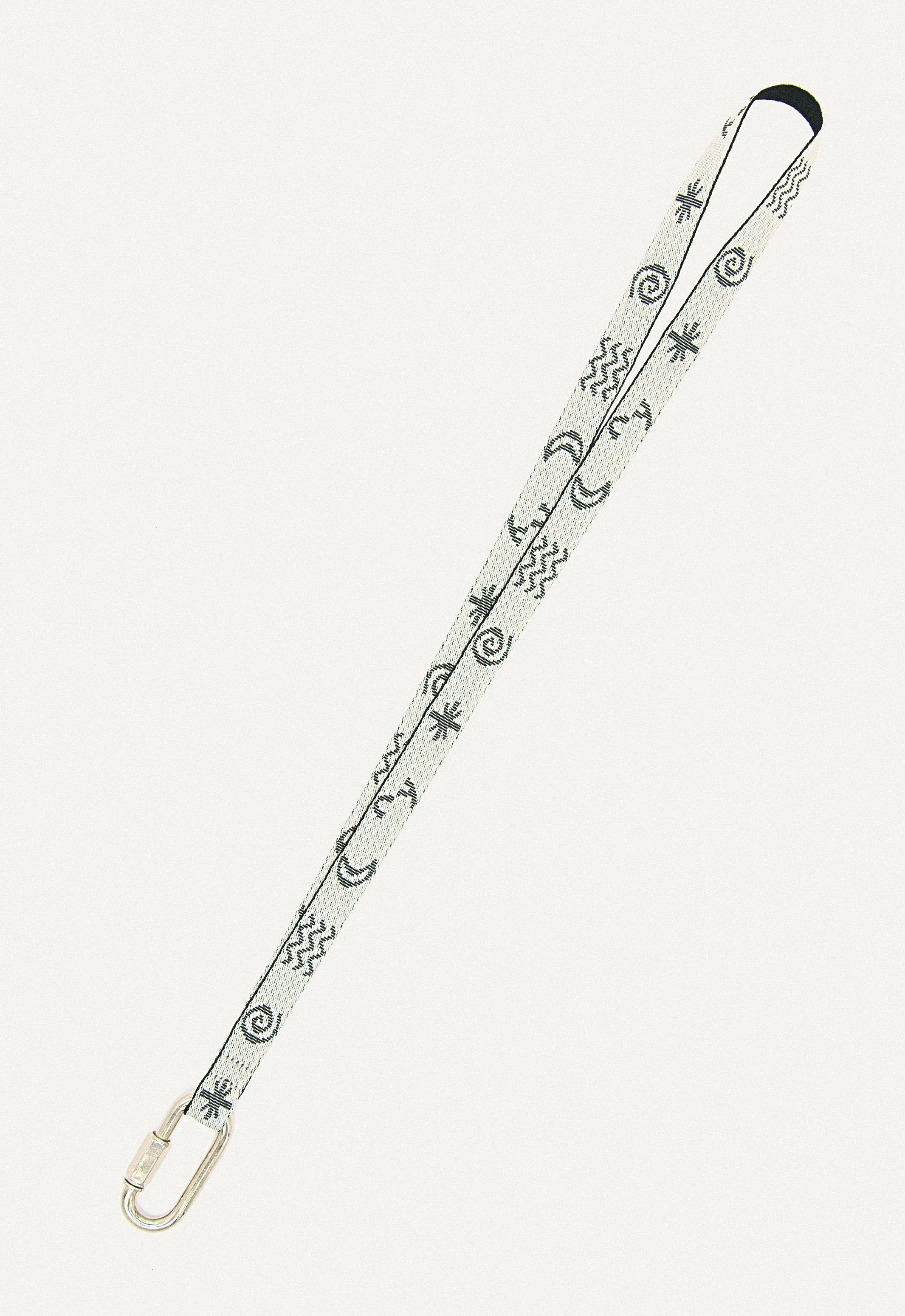 Oy Lanyard mit silbernem Karabiner