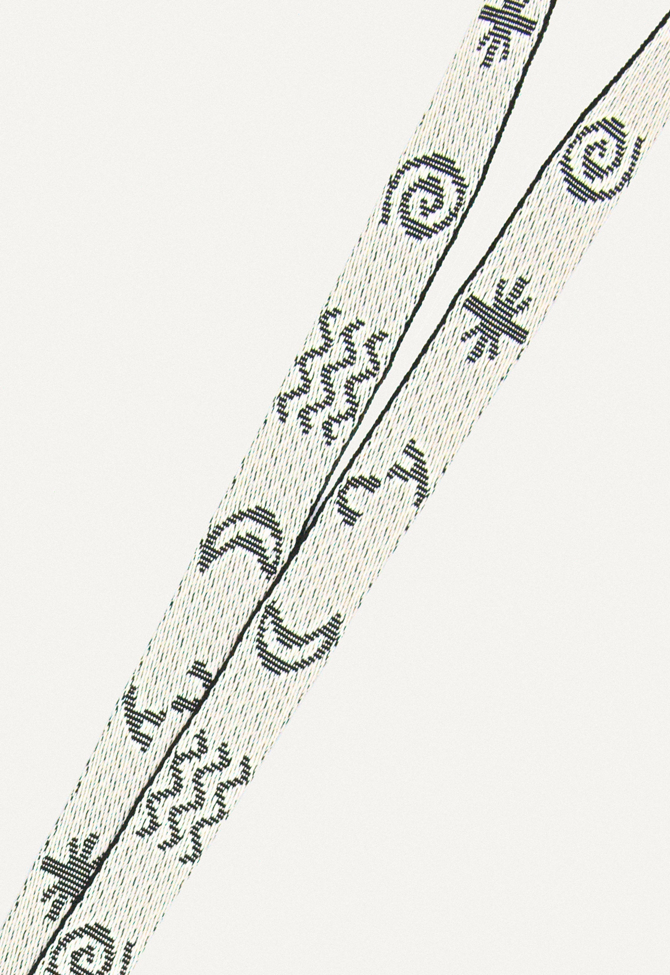Oy Lanyard mit silbernem Karabiner