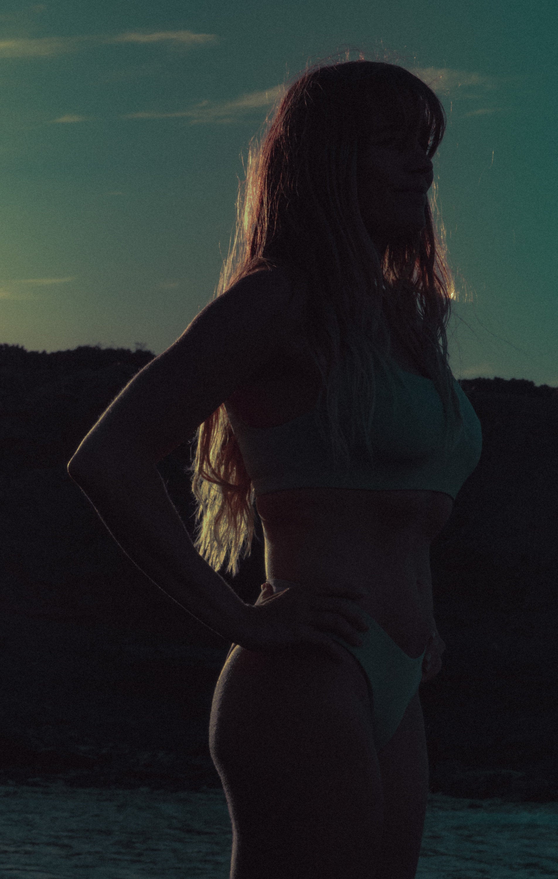 Oy_A25-Swimwear__sebzanella_DSC08853_fa373b4d-1fe2-40c2-b86e-2d0fbfb9390a.jpg