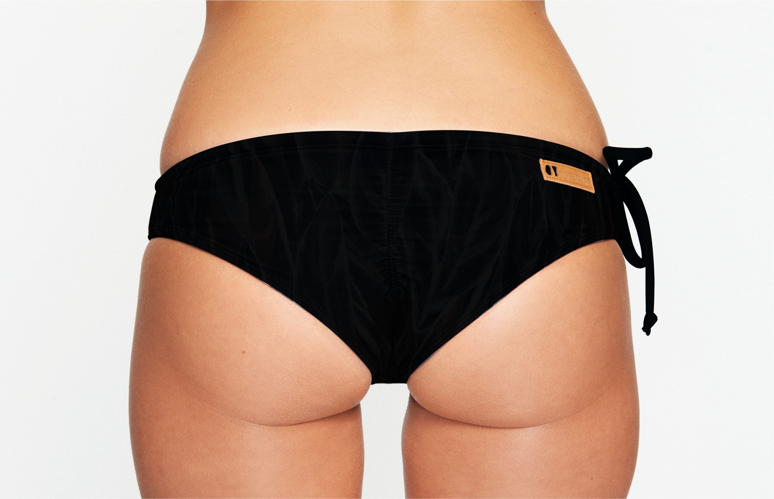 Surf Bikini Hose „Borneo“ in Schwarz 4