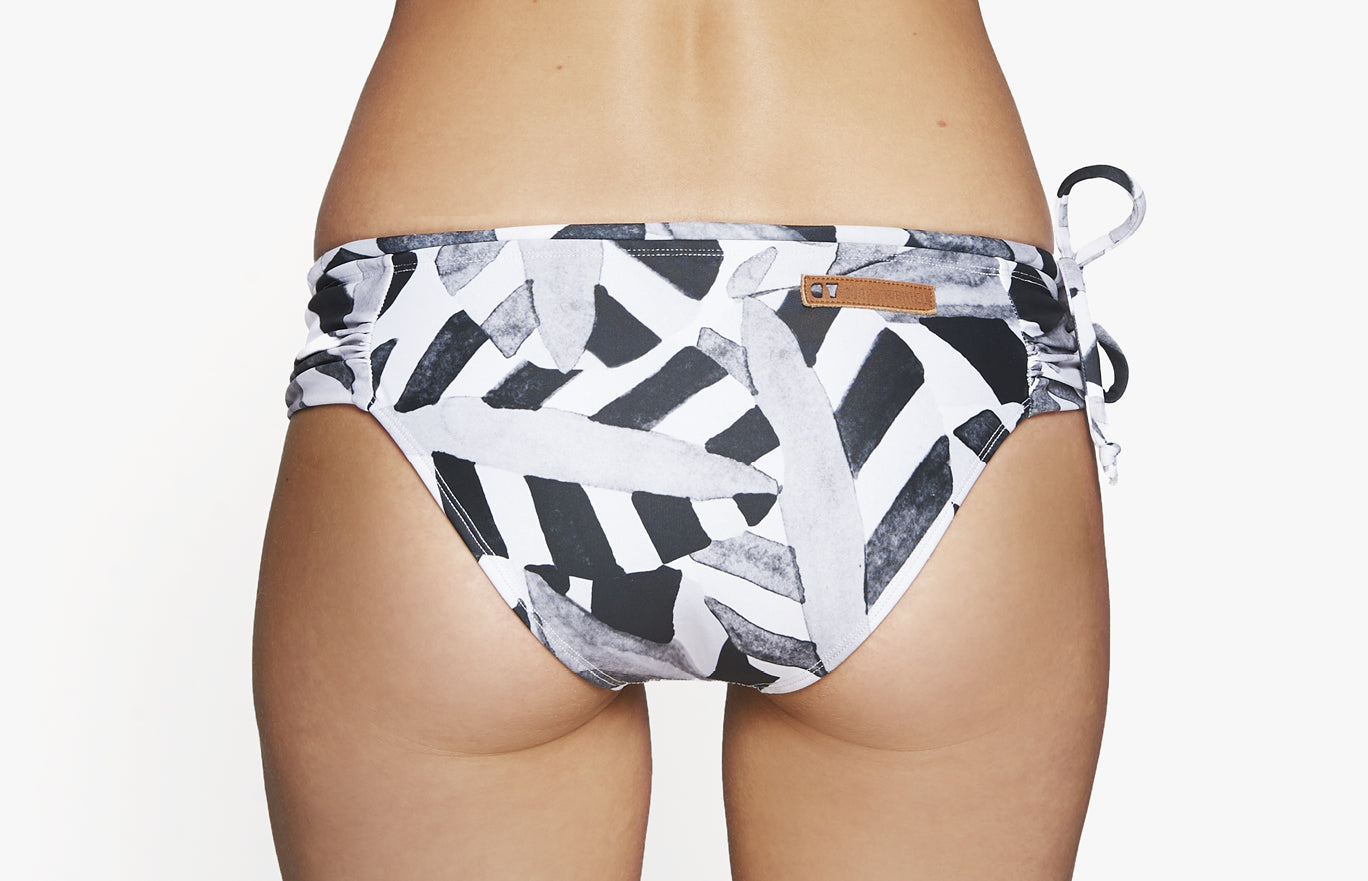 Surf Bikini Hose „Rote“ in Eden Print BW 2