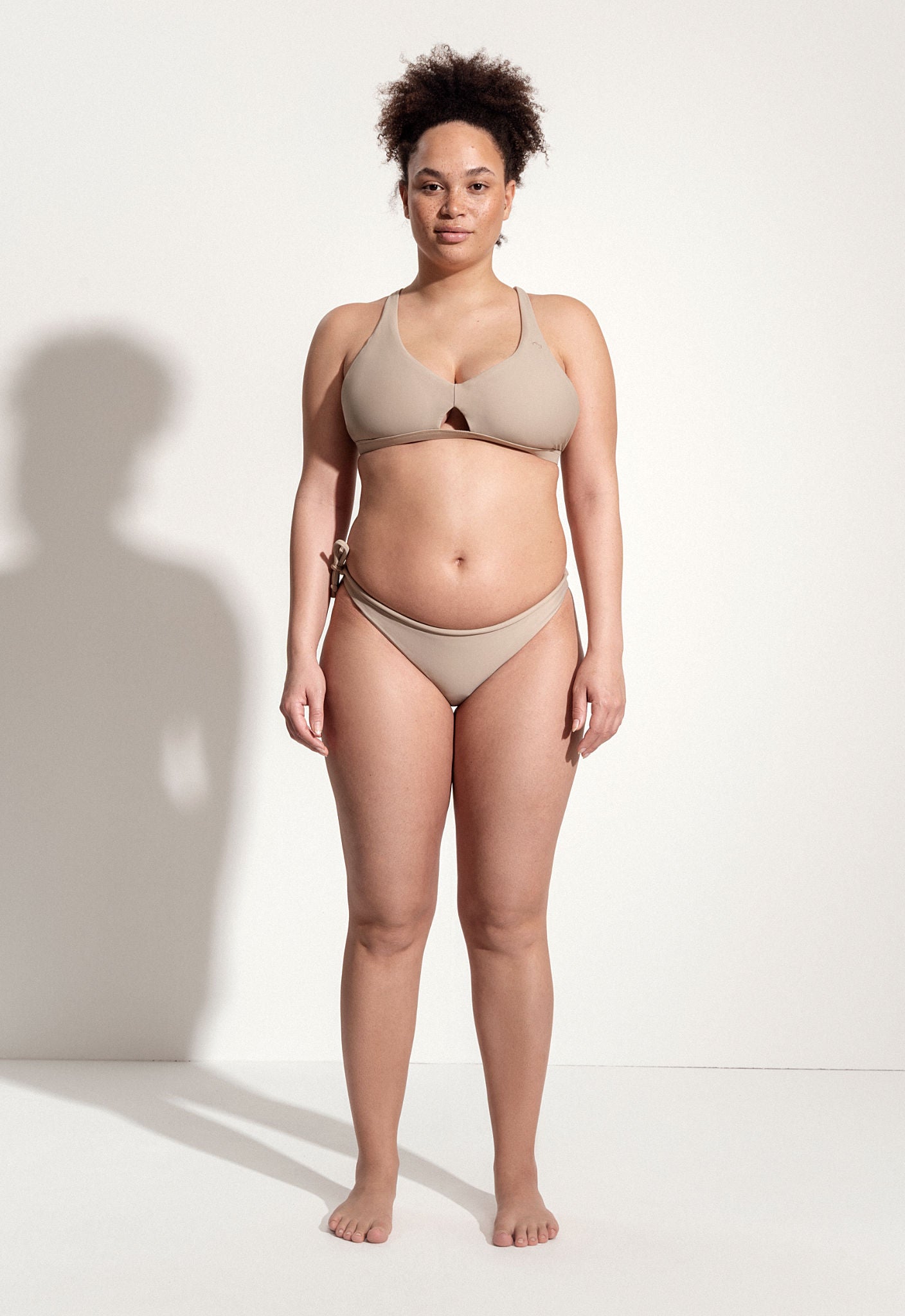 Oy Signatures Surf Bikini Oberteil „Coho“ in blassbraun 1