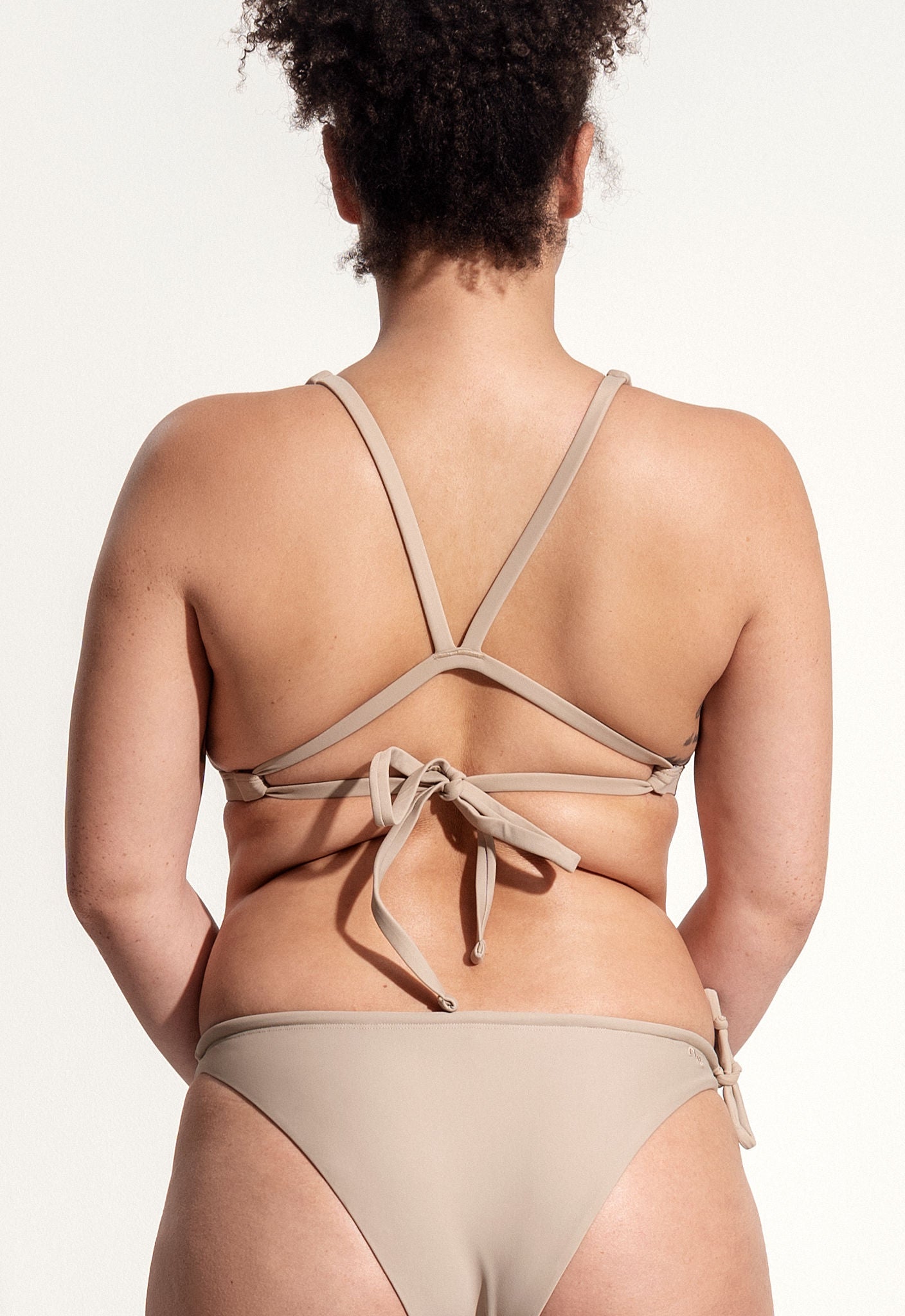 Oy Signatures Surf Bikini Oberteil „Coho“ in blassbraun 2