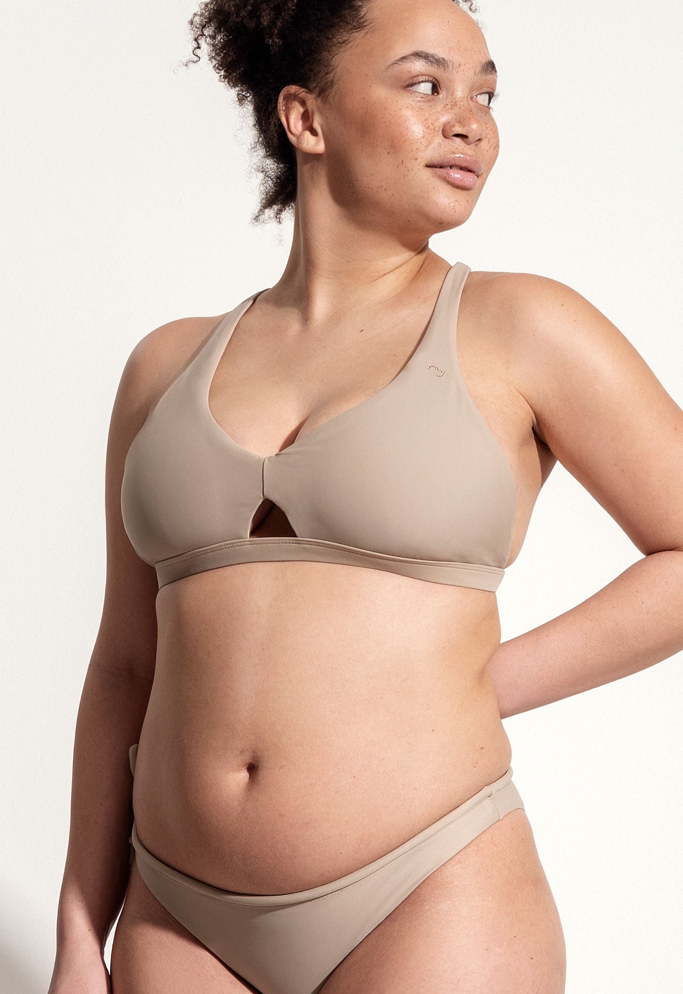 Oy Signatures Surf Bikini Oberteil „Coho“ in blassbraun 3